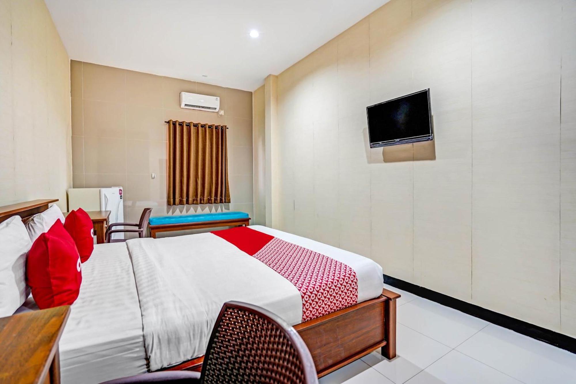 Oyo 90889 Dkb Residence Surabaya Luaran gambar